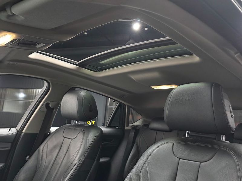 2017 BMW X6 xDrive 30d photo 18