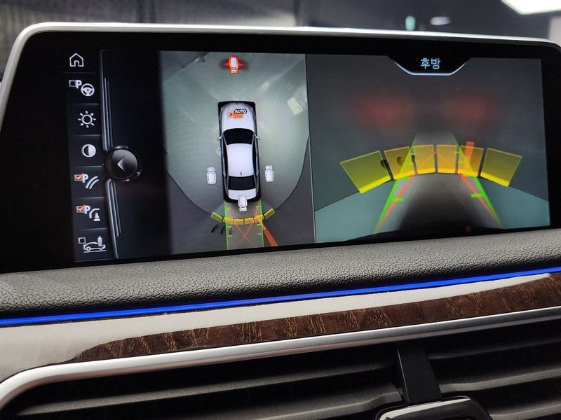 2016 BMW 7 Series 730d xDrive photo 15