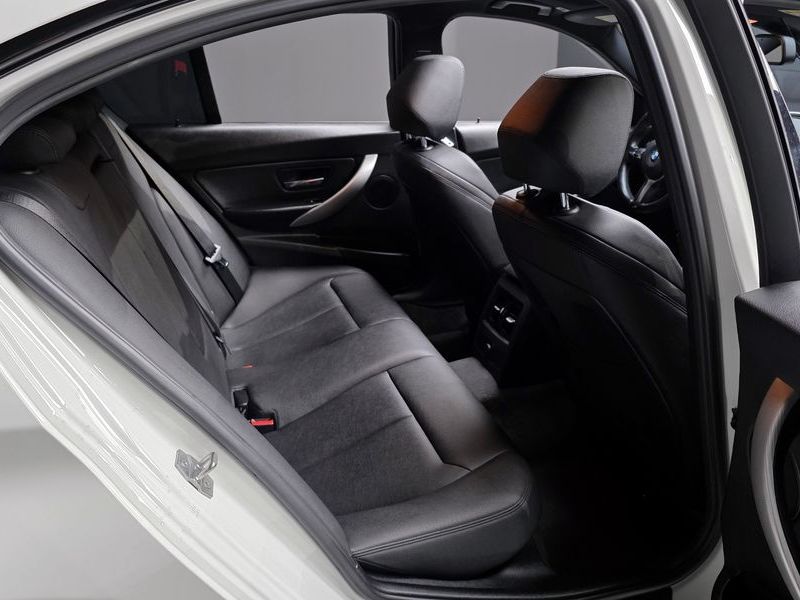 2015 BMW 3 Series 320d M Performence Edition photo 12