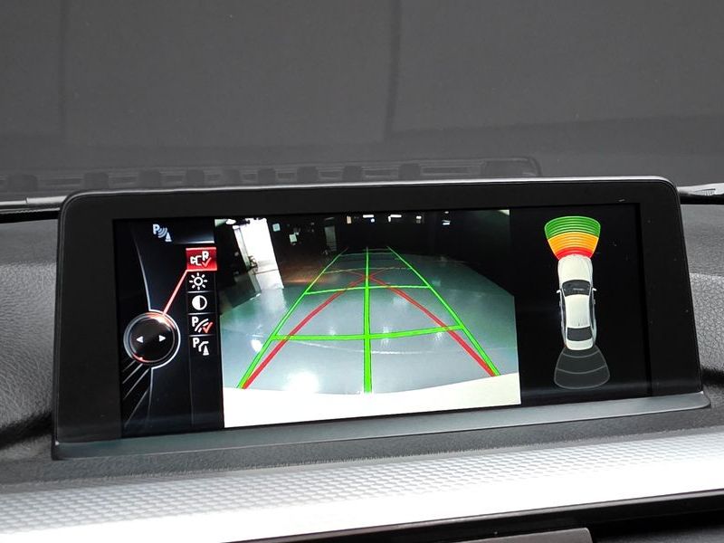 2015 BMW 3 Series 320d M Performence Edition photo 15