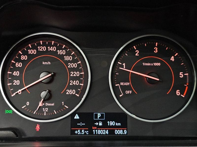 2015 BMW 1시리즈 118d Sport 5Door photo 8