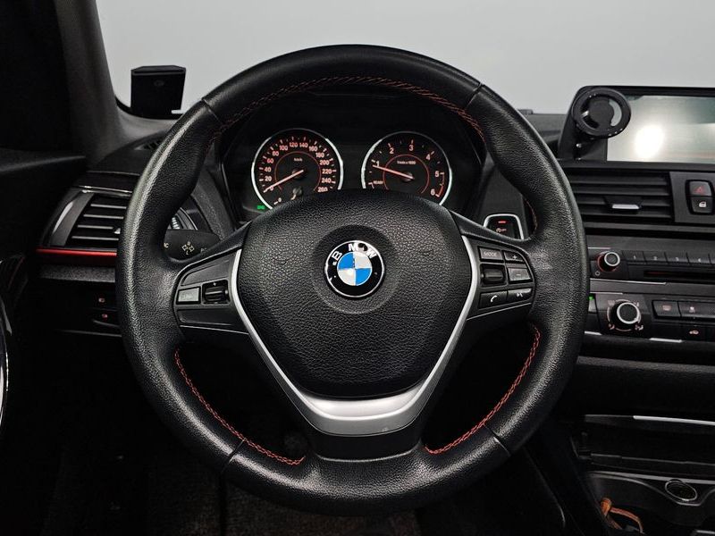 2015 BMW 1시리즈 118d Sport 5Door photo 14