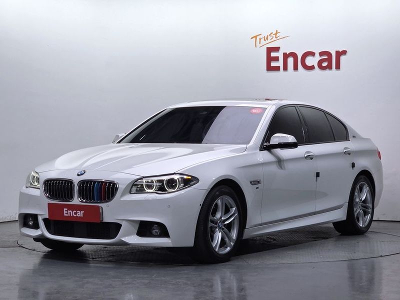 2016 BMW 5 Series 528i M Aero Dynamic photo 1