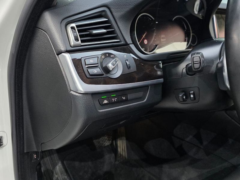 2016 BMW 5 Series 528i M Aero Dynamic photo 18