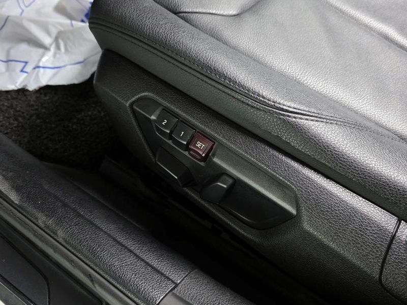 2015 BMW 3 Series 320d ED Edition photo 17