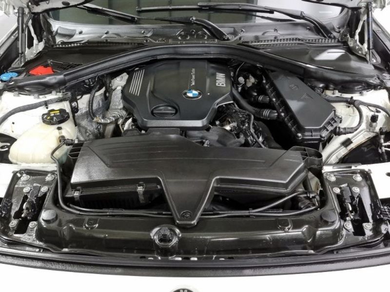 2016 BMW 3 Series GT 320d photo 8