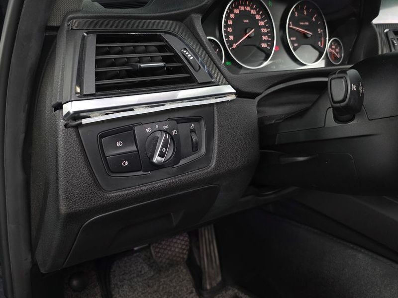2015 BMW 3 Series 320d xDrive photo 13