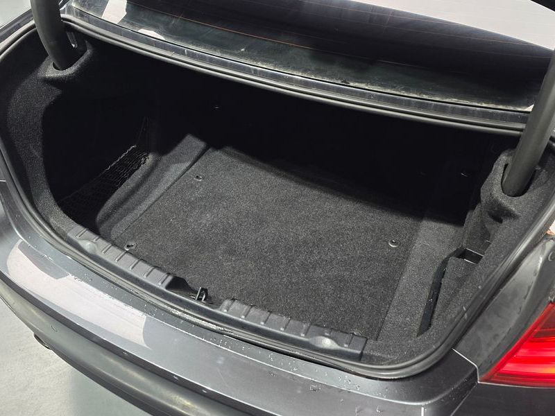 2015 BMW 3 Series 320i photo 28