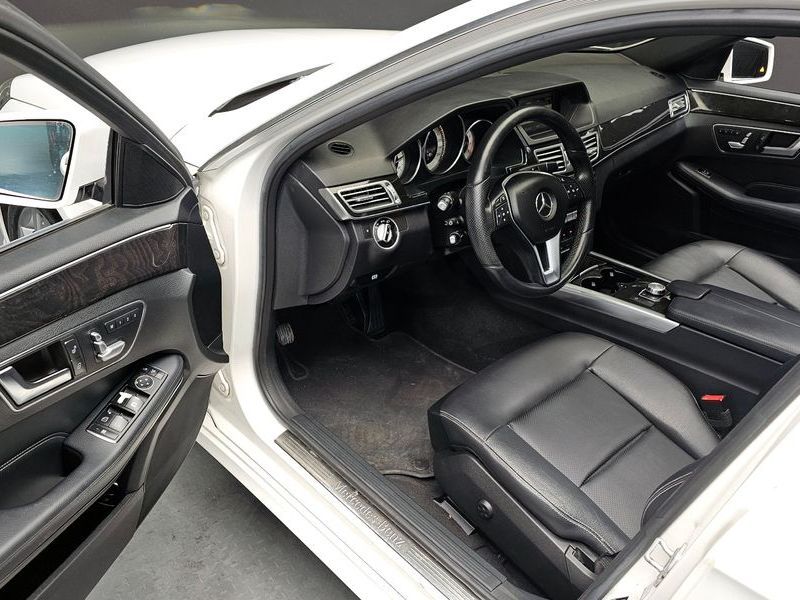 2015 Mercedes-Benz E-Class E200 Avantgarde photo 11