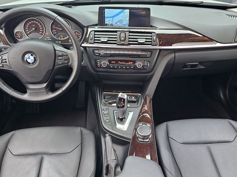 2015 BMW 3 Series 320d photo 7