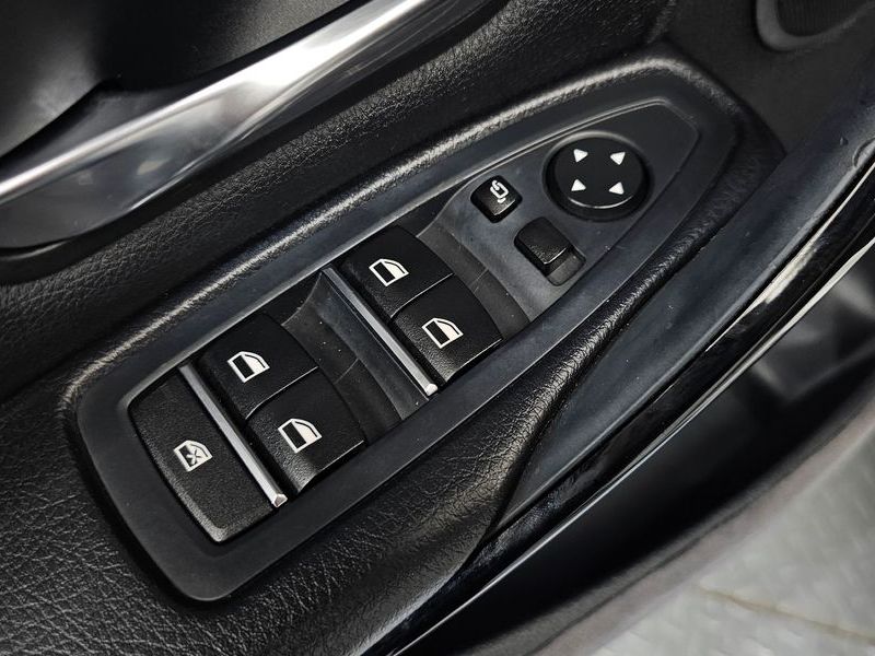 2016 BMW 3 Series 320d xDrive photo 15