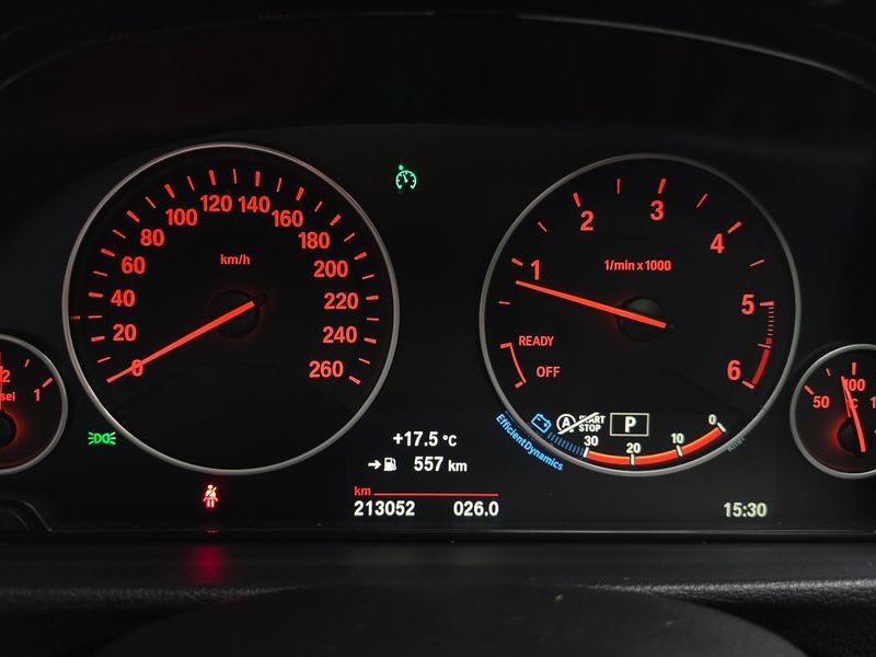 2016 BMW 3 Series 320d photo 8