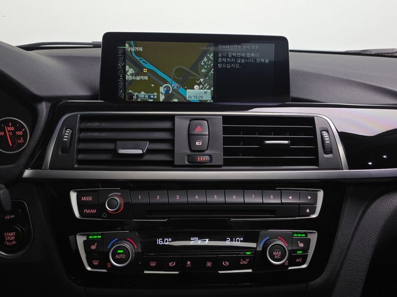 2016 BMW 3 Series 320d photo 13