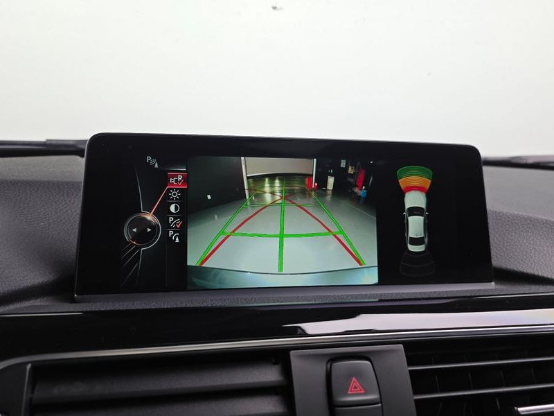 2016 BMW 3 Series 320d photo 14