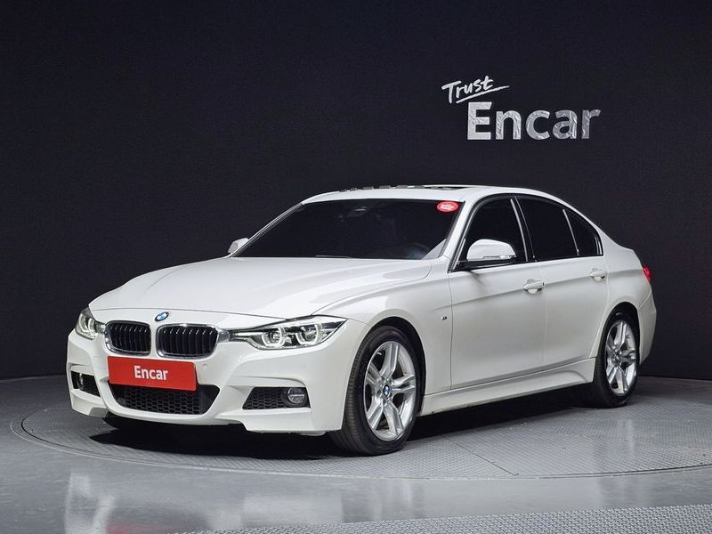 2016 BMW 3 Series 328i M Sport photo 1