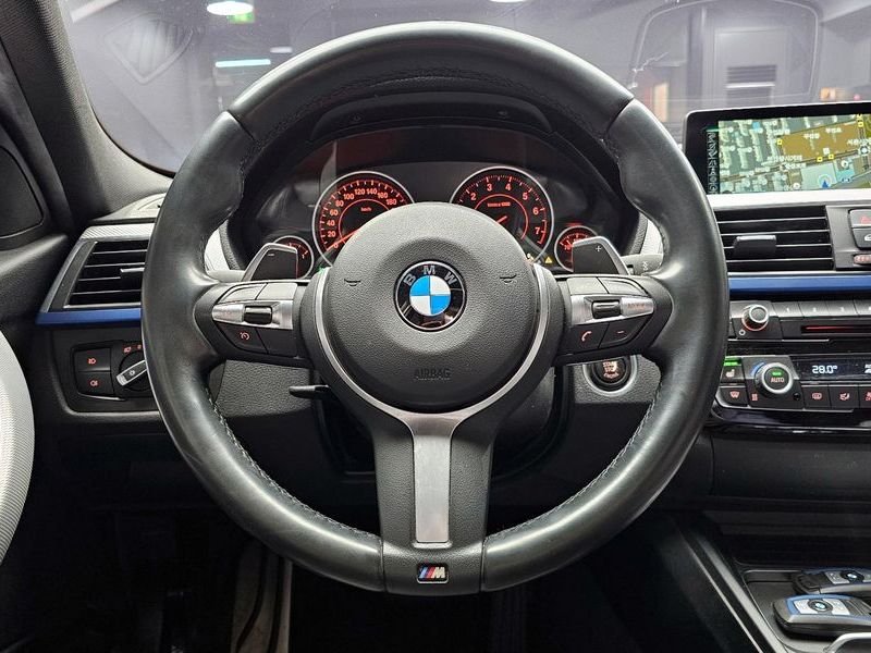 2016 BMW 3 Series 328i M Sport photo 13