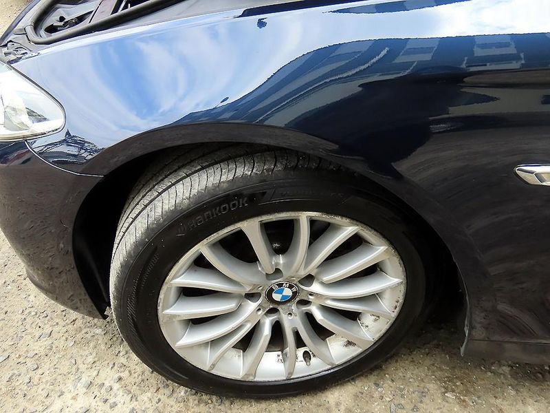 2015 BMW 5 Series 528i Luxury photo 20