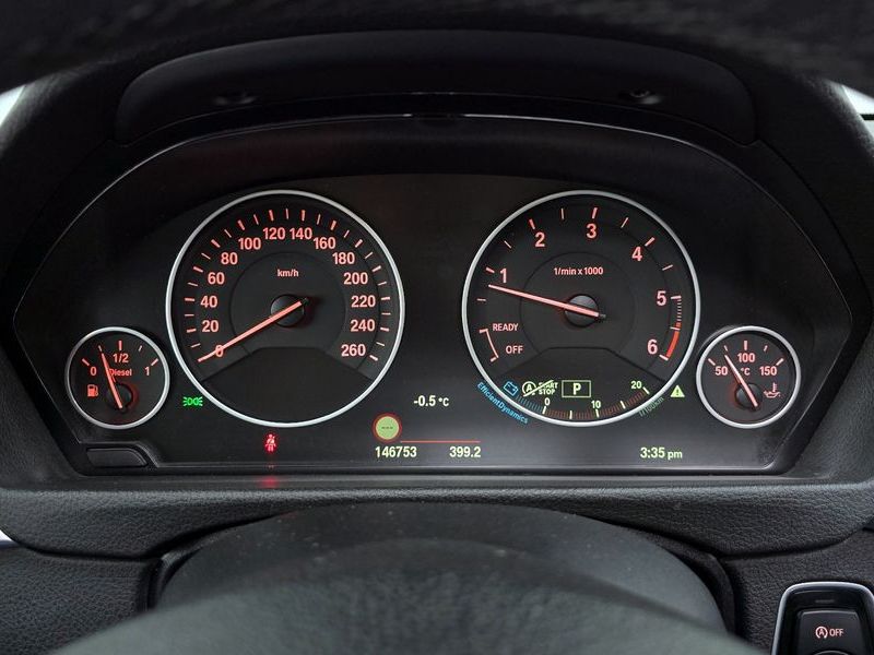 2015 BMW 3 Series 320d photo 8