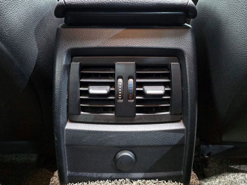 2015 BMW 3 Series 320d photo 19