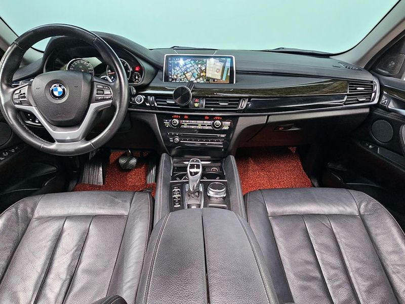 2017 BMW X6 xDrive 30d photo 7