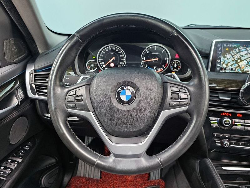 2017 BMW X6 xDrive 30d photo 13