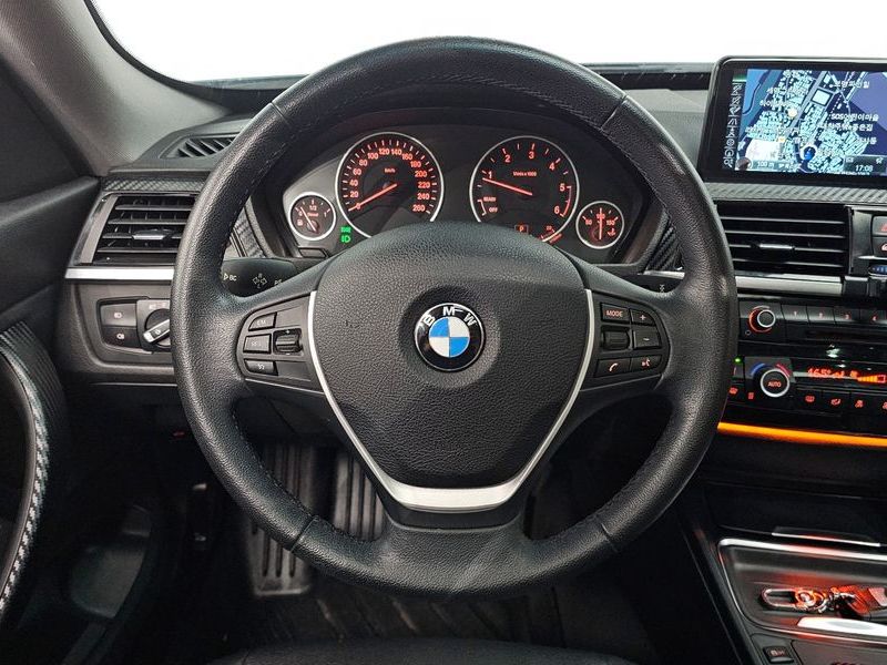 2015 BMW 3 Series GT 320d photo 13