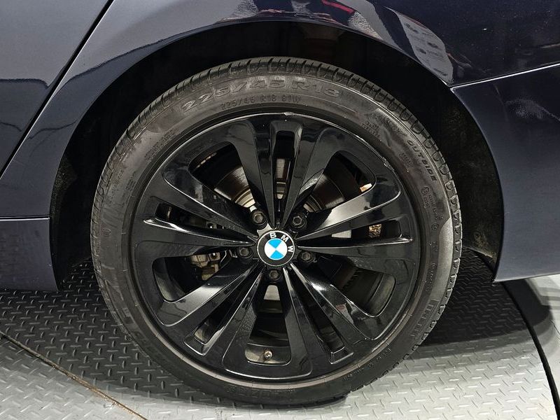 2015 BMW 3 Series GT 320d photo 21