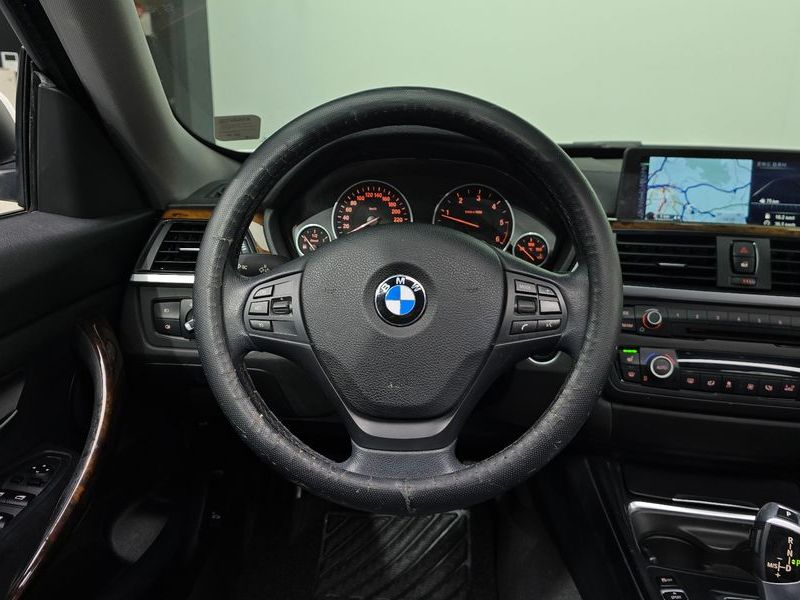 2015 BMW 3 Series GT 320d photo 13