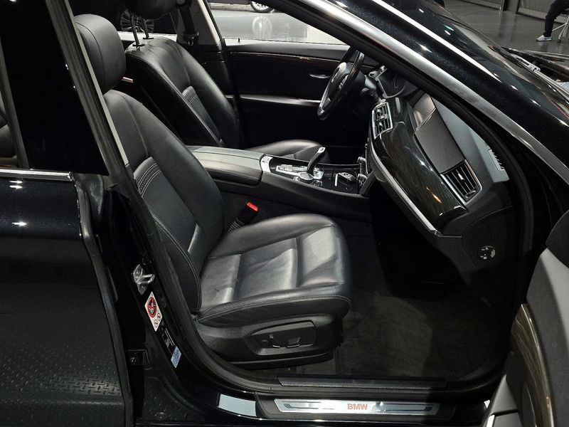 2017 BMW 5 Series GT ED Edition photo 11