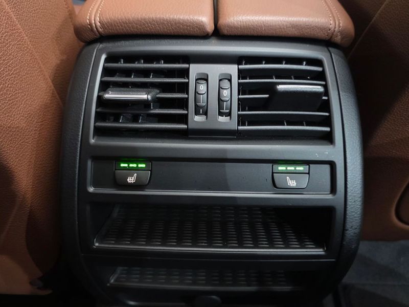 2016 BMW 5 Series 520d xDrive M Aero Dynamic photo 16