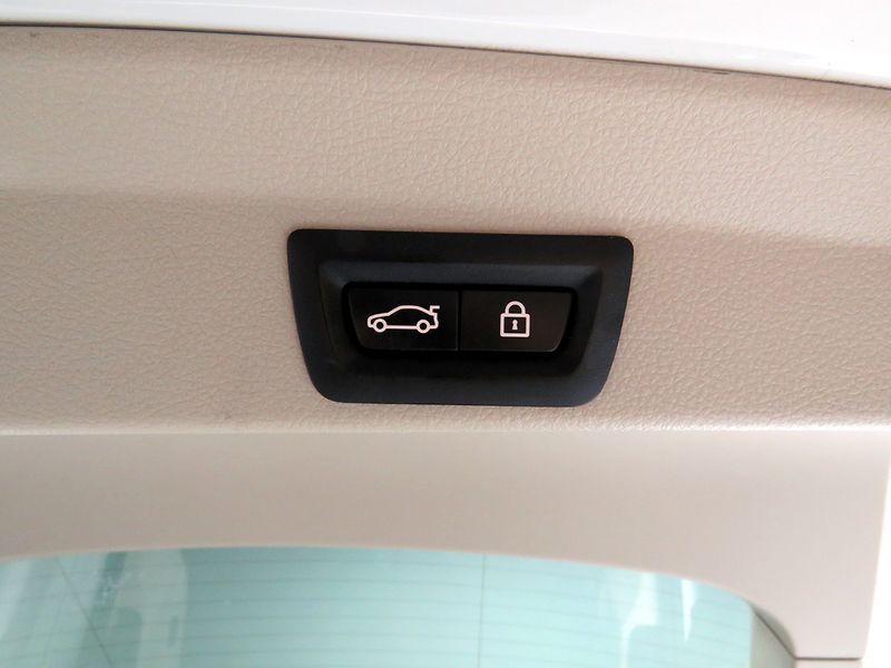 2015 BMW 4 Series 420d Luxury GranCoupe photo 18