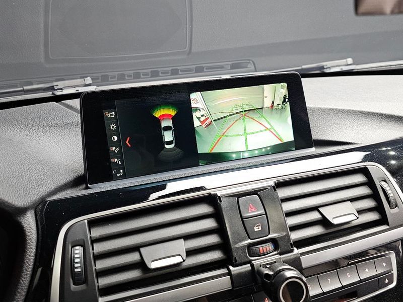 2017 BMW 3 Series 320d photo 17