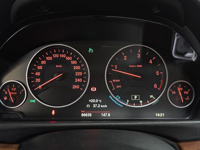 2015 BMW 4 Series 420d Luxury GranCoupe photo 8