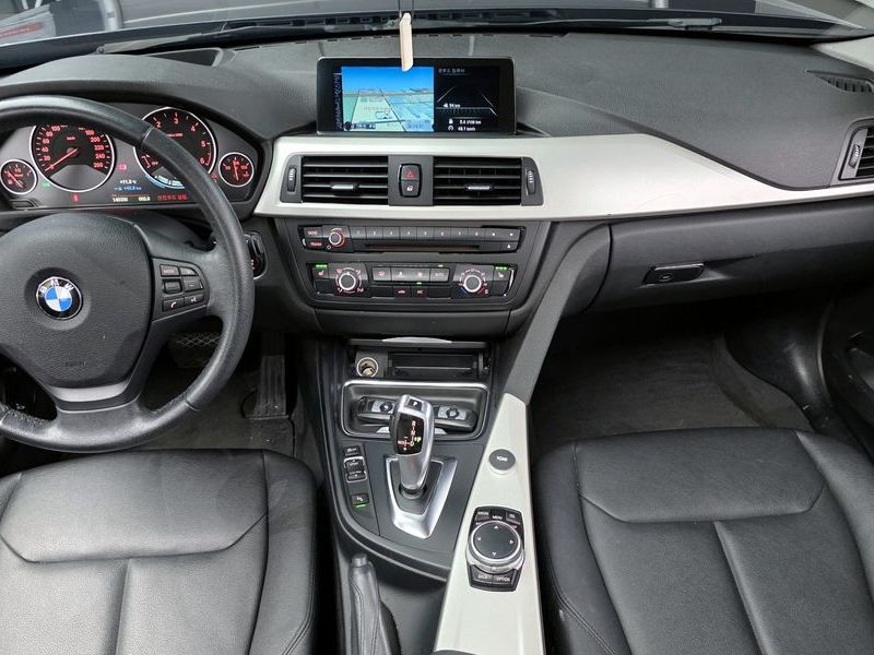 2015 BMW 3 Series 320d ED Edition photo 7
