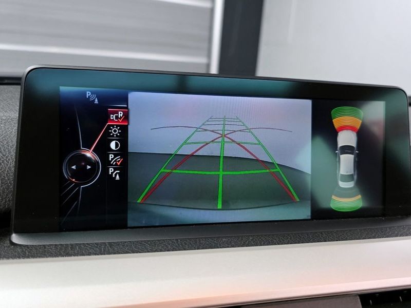 2015 BMW 3 Series 320d ED Edition photo 18