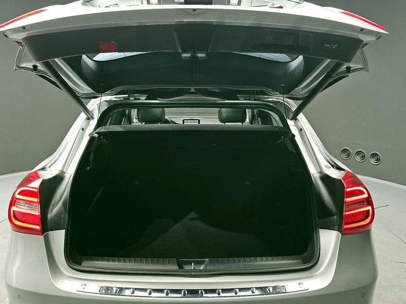 2015 Mercedes-Benz A-Class GLA200 CDI photo 20