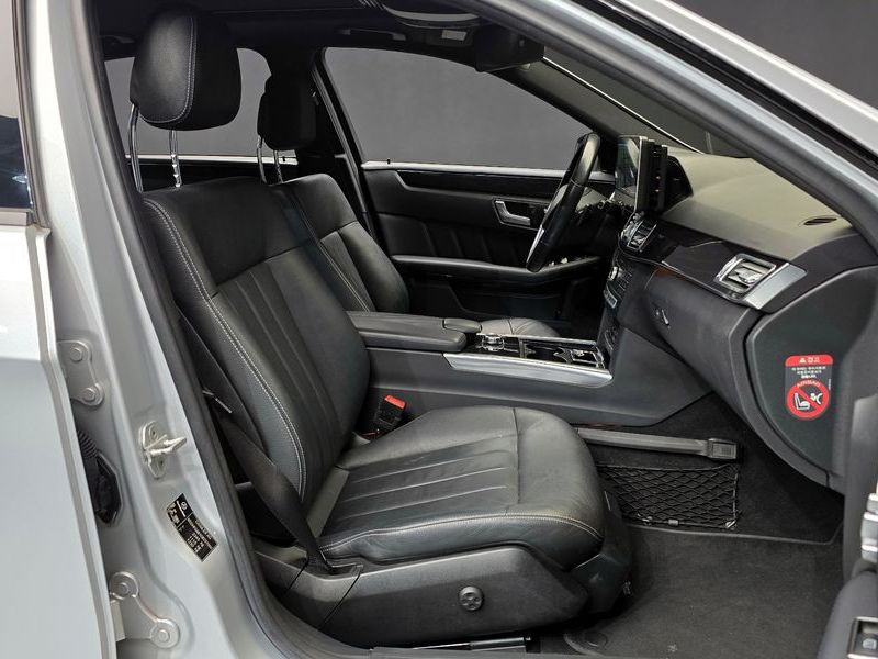 2016 Mercedes-Benz E-Class E220 Bluetec Avantgarde Sport photo 10