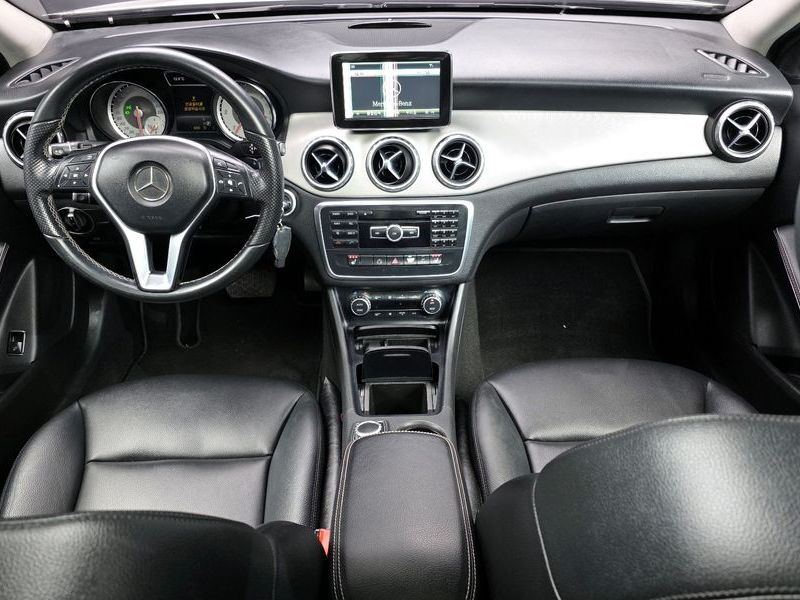 2015 Mercedes-Benz A-Class GLA200 CDI photo 7
