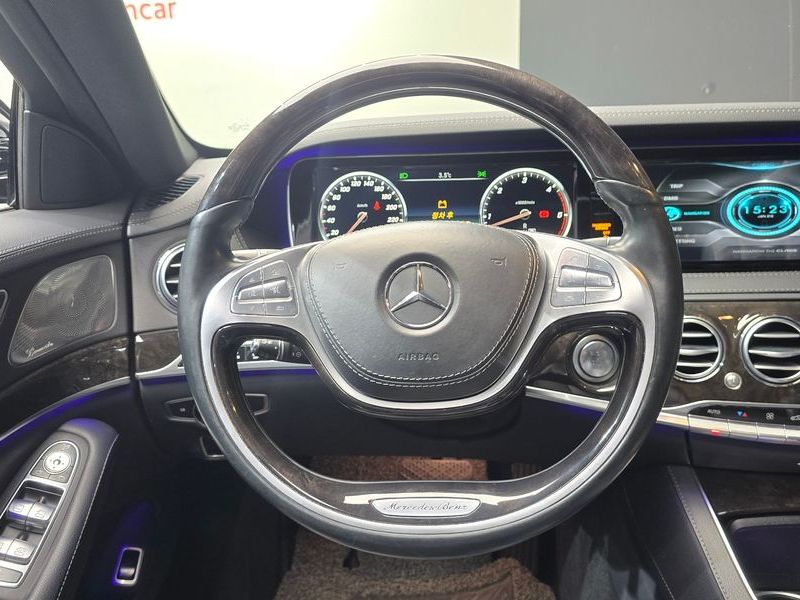 2016 Mercedes-Benz S-Class S350L d 4MATIC photo 13