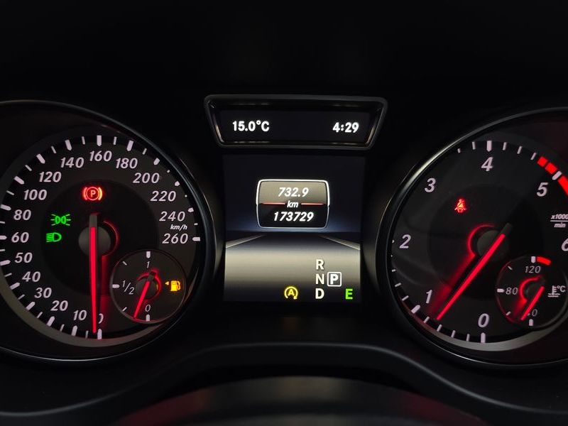2015 Mercedes-Benz A-Class GLA200 CDI 4MATIC photo 8