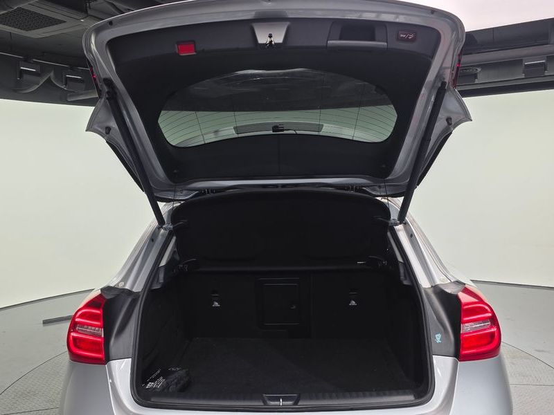 2015 Mercedes-Benz A-Class GLA200 CDI 4MATIC photo 20