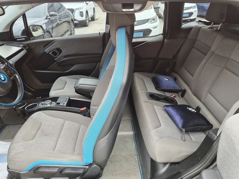 2015 BMW i3 LUX photo 8