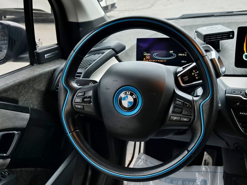 2015 BMW i3 LUX photo 11