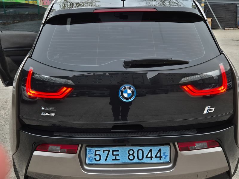 2015 BMW i3 LUX photo 20