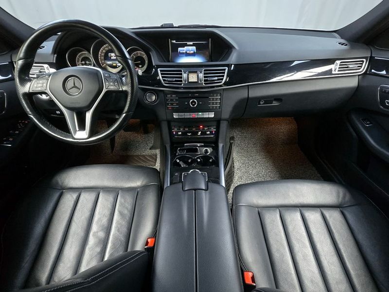 2016 Mercedes-Benz E-Class E220 CDI Avantgarde photo 7