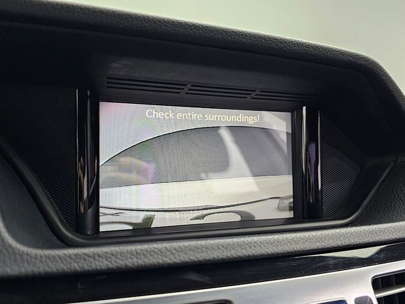 2015 Mercedes-Benz E-Class E220 CDI Avantgarde photo 15
