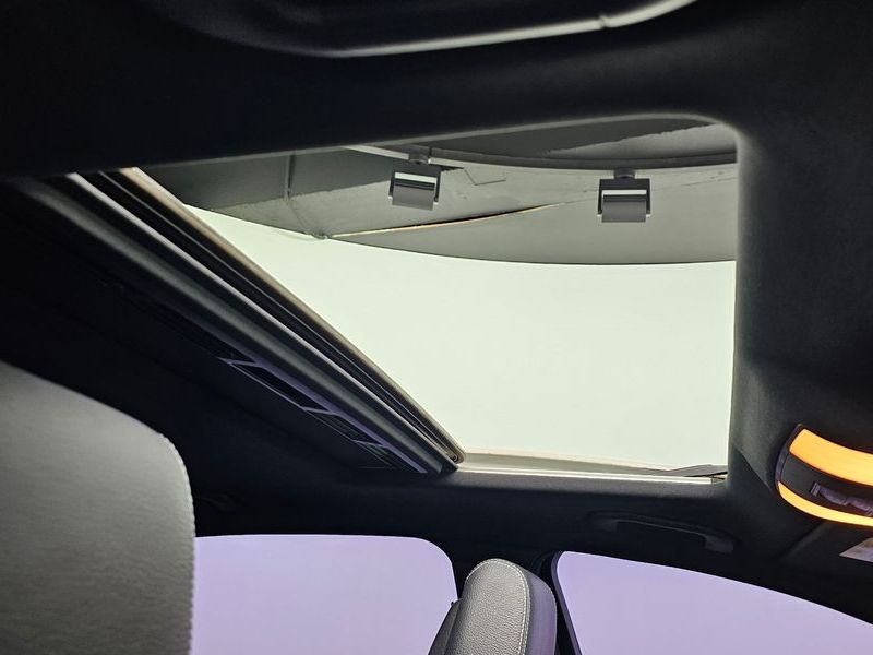 2015 Mercedes-Benz E-Class E220 CDI Avantgarde photo 17
