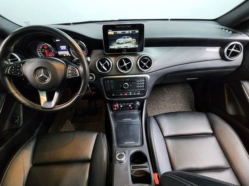 2016 Mercedes-Benz A-Class CLA200 d photo 7