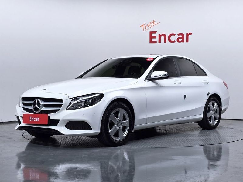 2016 Mercedes-Benz C-Class C200 photo 1