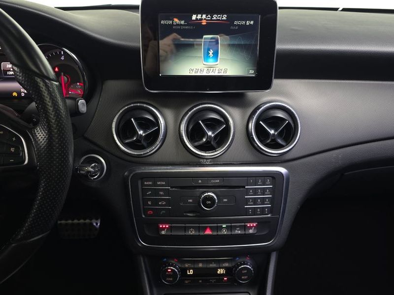 2015 Mercedes-Benz A-Class CLA200 CDI photo 14